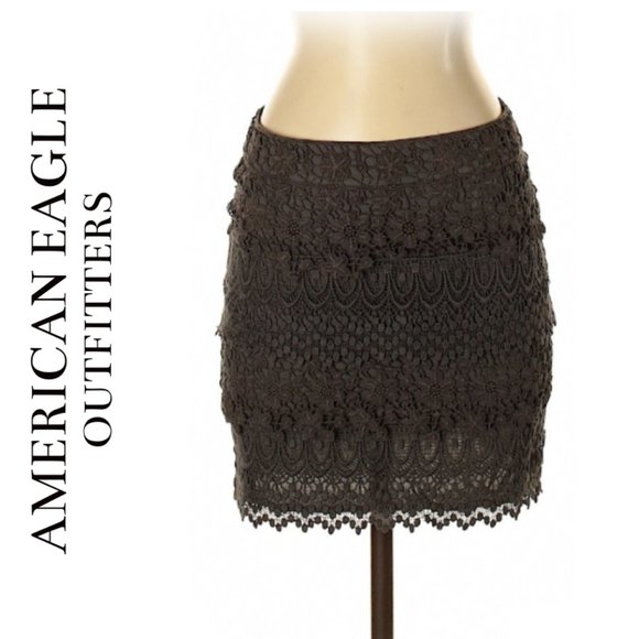 American Eagle Outfitters Dresses & Skirts - American Eagle Outfitters Layered Lacy Skirt sz 0